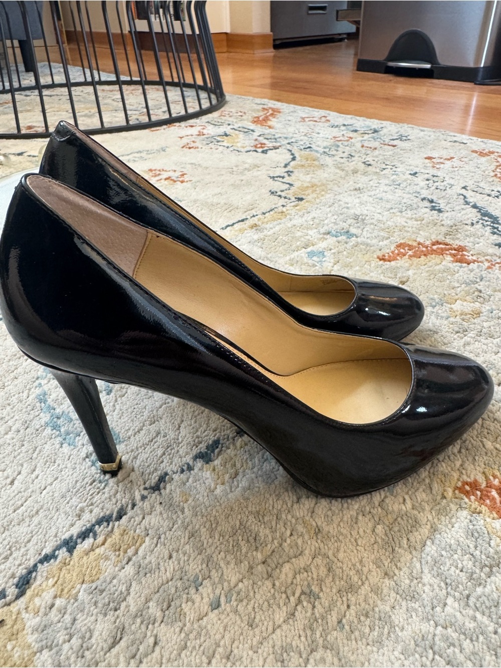 MK Michael Kors Black Patent High Heel Pumps